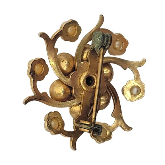 Vintage Floral Brooch With Pink Rhinestone & Faux Pearl Accents Gold Tone - Picture 8 of 8